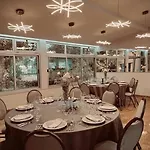 Ada Hotell