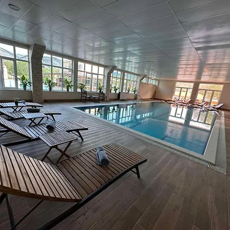 Hotel Ada